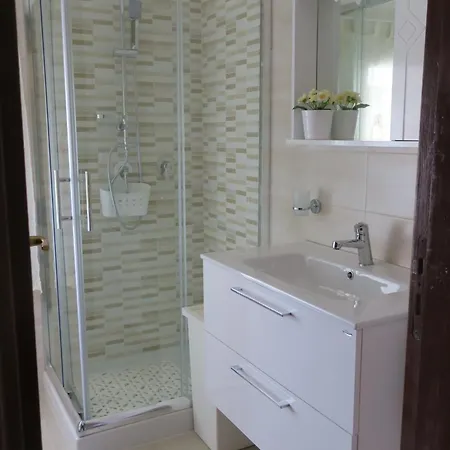 Casa Iolanda Holiday home *